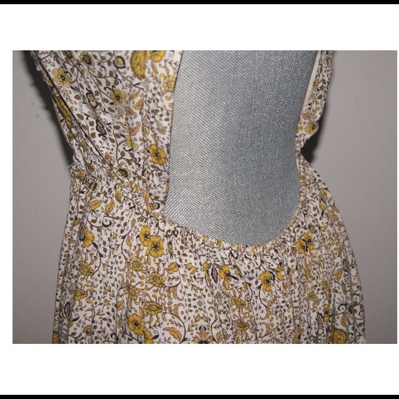 Halter dress. - Picture 5 of 8